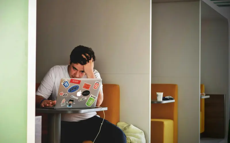 Quando a mente não desacelera: um olhar sobre a preocupação constante
