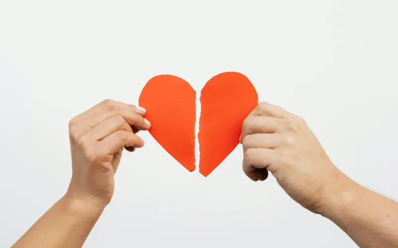 Protocolo de desromantização: 15 perguntas para retomar o controle emocional